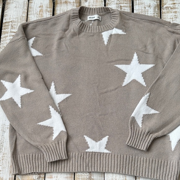Hollister Sweaters - Hollister Sweater Size S Star Print